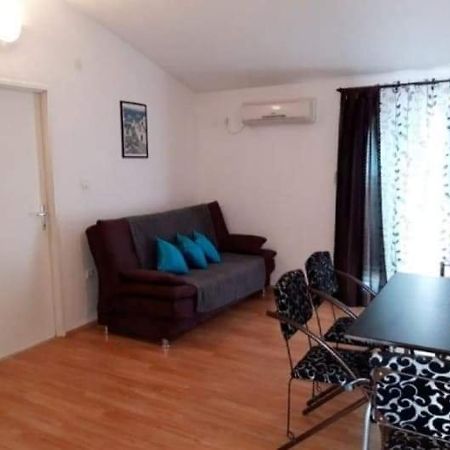 Apartments Dragicevic فوديس المظهر الخارجي الصورة