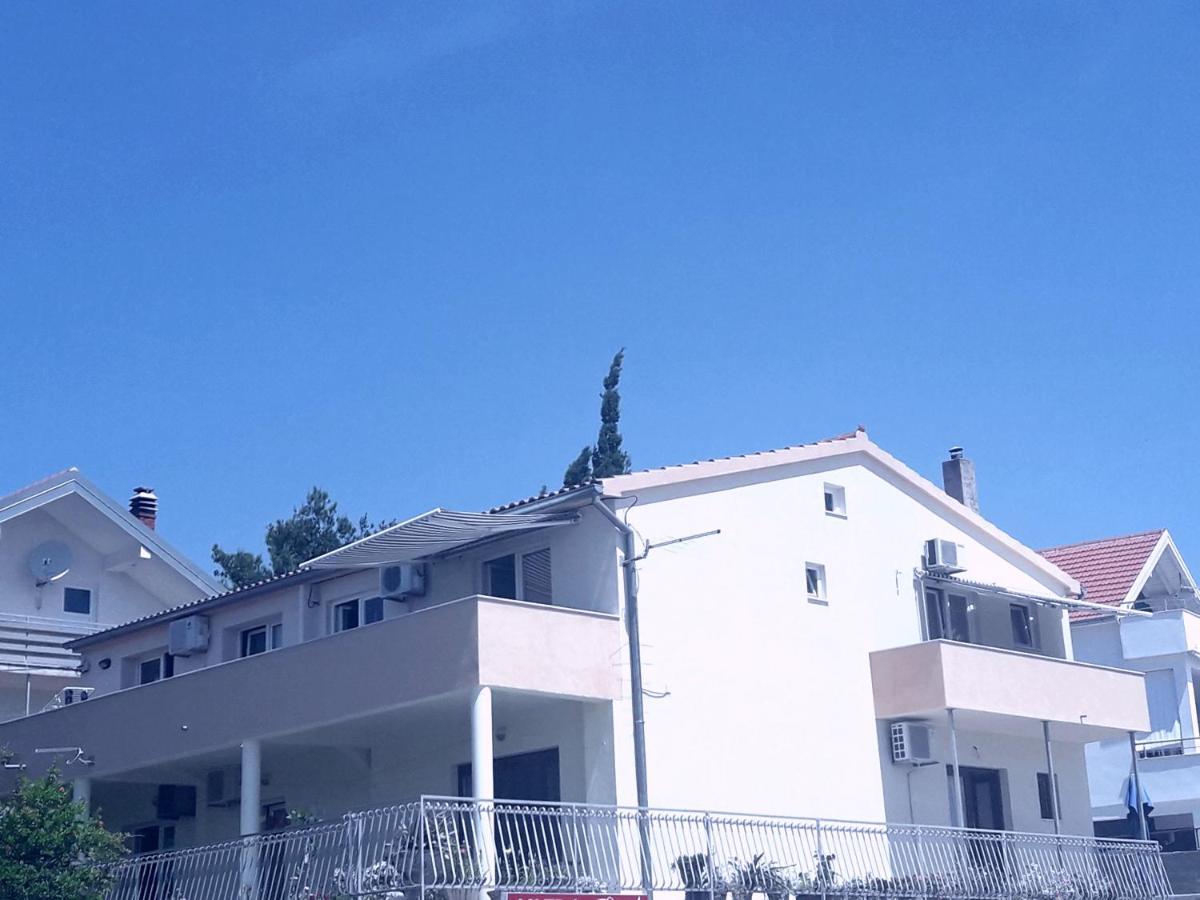 Apartments Dragicevic فوديس المظهر الخارجي الصورة
